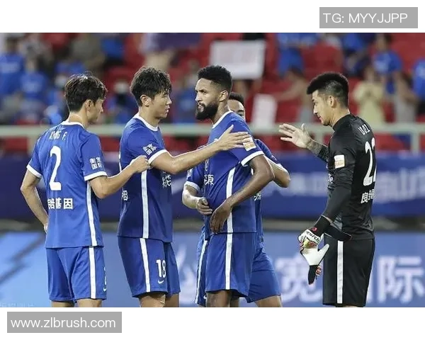 成都羽毛球队在洲际杯积分榜上以65分稳居第一名展现强劲实力